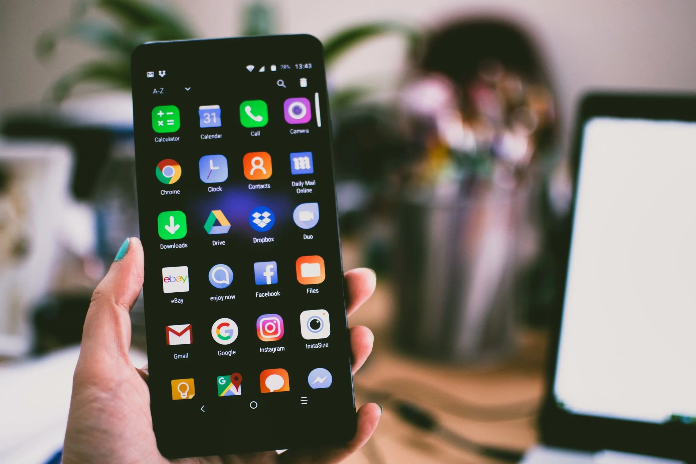 Personalized mobile app experience on smartphone